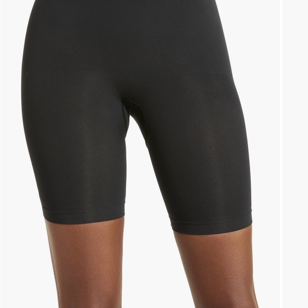 SKIMS seamless sculpt mid thigh shorts in 2XL Cocoa color